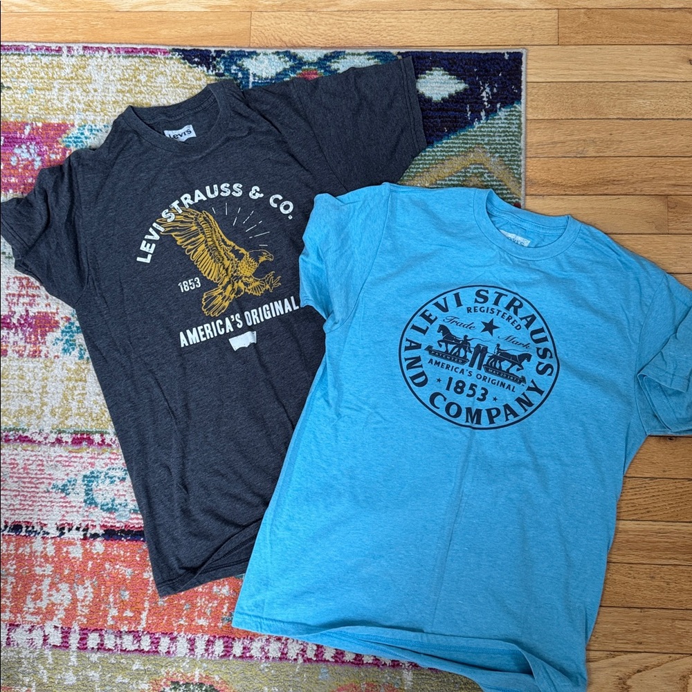 Levi Strauss Graphic T-Shirts